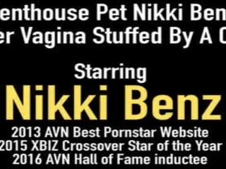Penthouse mascota nikki benz tiene su vagina relleno por un cock&excl;