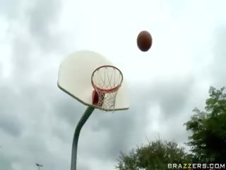 Секс и баскетбол