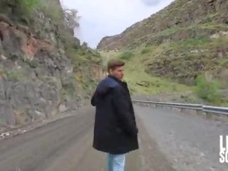 Bulundu kırmızı amlı üzerinde yan arasında yol için çalkalayın sikme