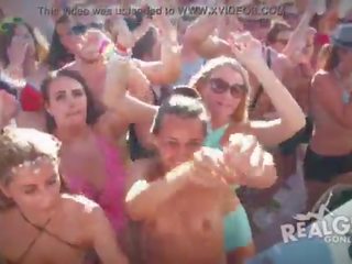 Sebenar kanak-kanak perempuan gone buruk seksi telanjang bot majlis booze pelayaran hd promo 2015