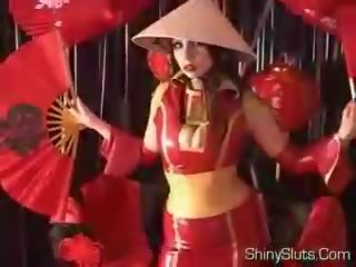 Occidental geisha in latex kimonobig oily titsshaved pus